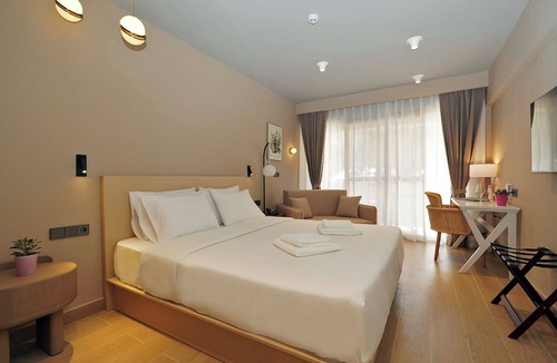 Barbati Hotel | Ionian Crown Suites in Barbati