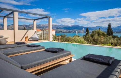 Lixouri Villa | Ionian Village