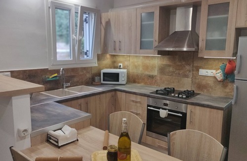 Pylos-Nestoras House | IREMOS by AROKARIA APARTMENTS - 50 meters from the sea