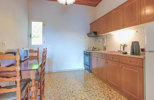 Agios Stefanos Apartment | Irena Saint Stephanos