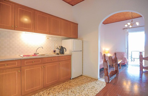 Agios Stefanos Apartment | Irena Saint Stephanos