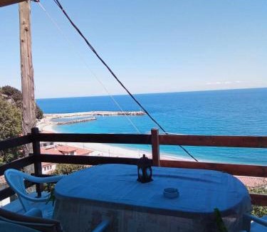 Agios Ioannis Apartment | Irida maria Family studios