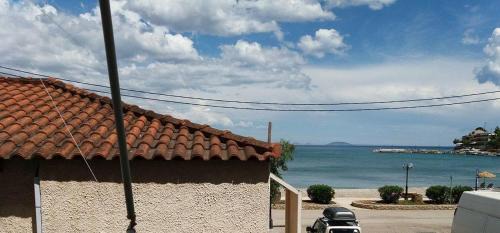 Kiveri Apartment | Irida seafront apartment