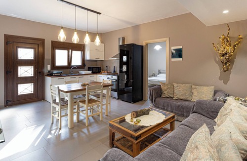 Agios Minas Apartment | Irinis Apartments Karfas | Modern Spacious Apt