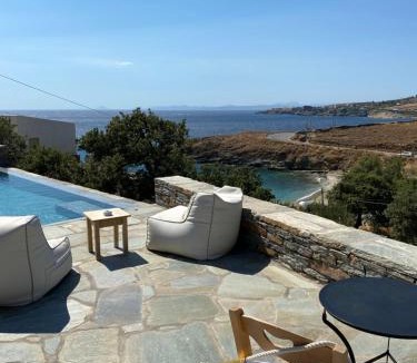Koundouros Apartment | Iris villa
