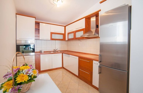 Petrovac Apartment | Ivan Apartmani
