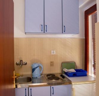 Sveti Stefan Apartment | Ivona 2