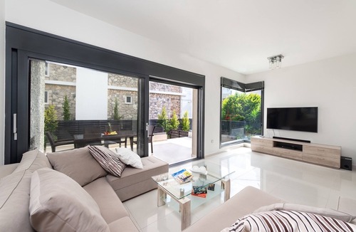 Ialyssos Villa | Ixia Luxury Breeze Villa