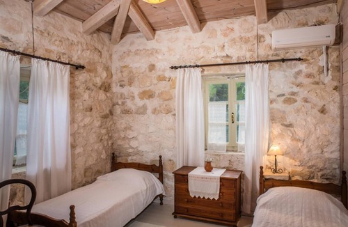 Vasilikos Other | Jianni's Villa - Stone Villa in the Greenery!