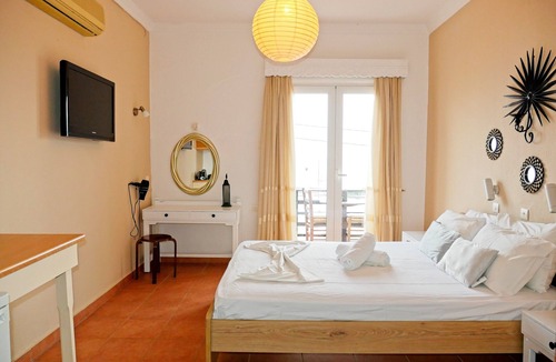 Pythagorio House | Jimmy's apartments