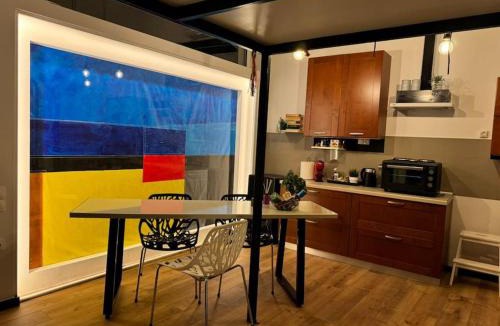 Larissa Apartment | Joanna 2 Apartment with Parking