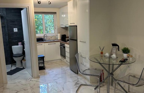 Alimos House | JOHNMAR apartment