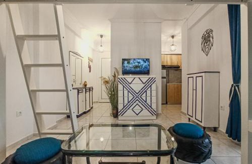 Flogita Apartment | Josuaz Blue Apartment