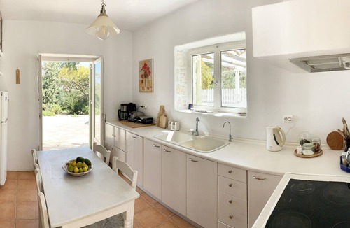 Ampelas House | Joy House with sea view near the beach