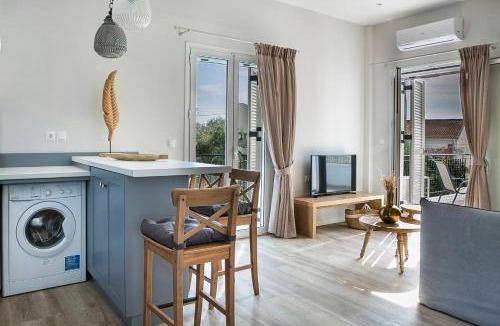 Mazarakata Apartment | Julia's Luxury Suites #3, Cephallonia near Argostoli