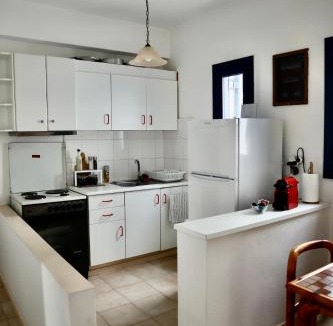 Livadi House | Julia's Seaside Apartment, Leivadakia Serifos