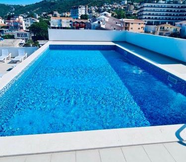 Dobra Voda Apartment | K-Club Marine Soul