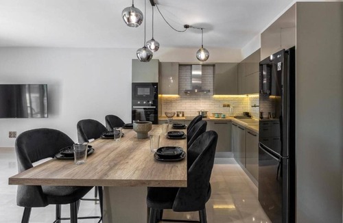 Argostoli Town Apartment | K2 City Residence, House