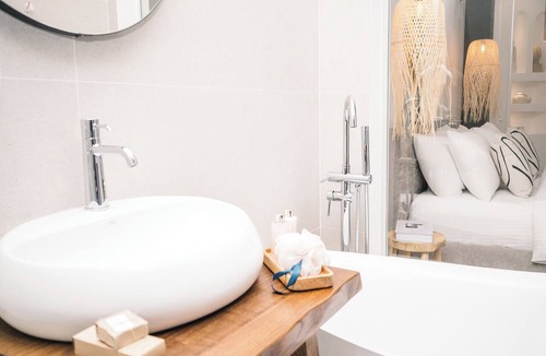 Utjeha Hotel | KAAB Boutique Hotel