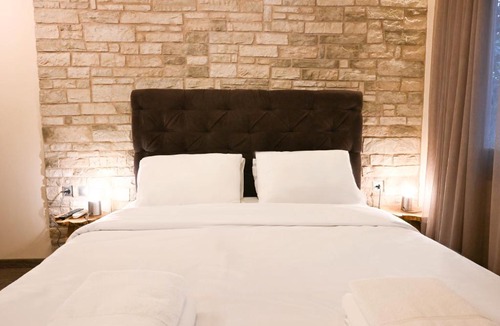 Kallithea Apartment | Kallithea Cozy Stonewall Studios
