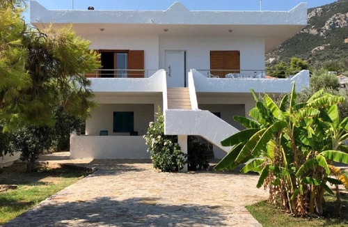 Troizinia House | Kalloni by Interhome