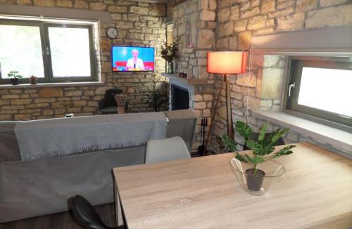 Pogoni Apartment | Kalpaki stone apartment 1