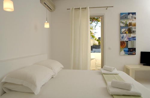 Apollonia Apartment | Kapetan Tasos Suites