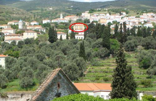 Steniai Apartment | KARMI Apartments Stenies Andros