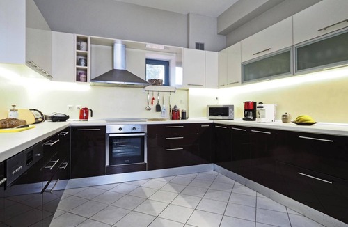 Pirgi Villa | Kastraki - Five Bedroom Villa, Sleeps 10