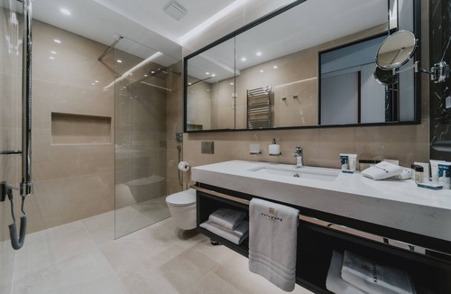 Becici Hotel | KATAMARE