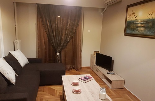 Athens Apartment | Katehaki Metro Flat