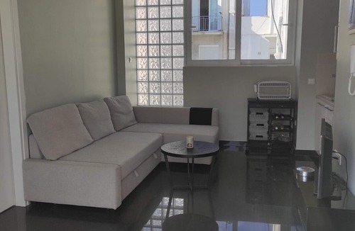 Pasalimani Apartment | Katia's sunny penthouse apartment