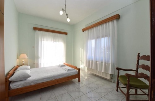 Nea Potidaia House | Katies Spacious House by a quiet beach next to Nea Potidea