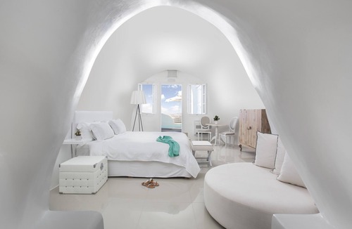 Oia Hotel | Katikies Santorini – Gea House – The Leading Hotels of the World