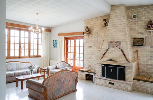 Melissopetra House | Katsoulis Home