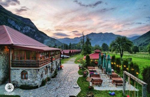 Vusanje House | katun pro