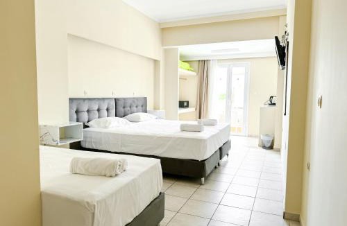 Kavos Hotel | Kavos Plaza Hotel