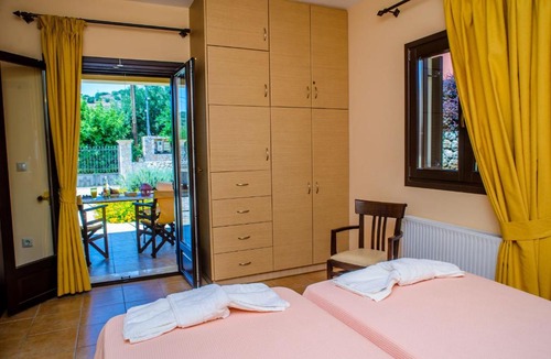 Razata Villa | kEFALOS VILLA