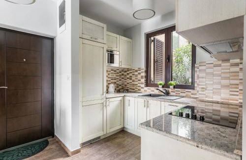 Donji Morinj Apartment | Keystone Apartments