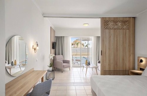 Kiotari Hotel | “Kiotari Miraluna Beach Resort”