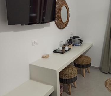 Tinos Town Apartment | Kleri's apartments 5