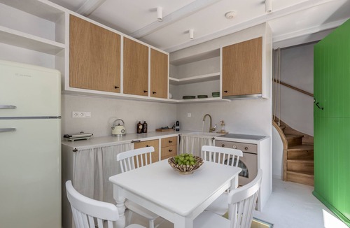 Tripiti House | KLIMA BAY Beachfront Boutique Houses (Green)