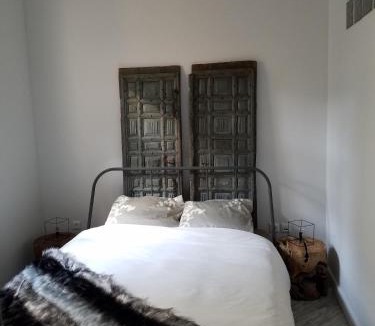 Neapoli Apartment | Kolonaki Deco Apartment