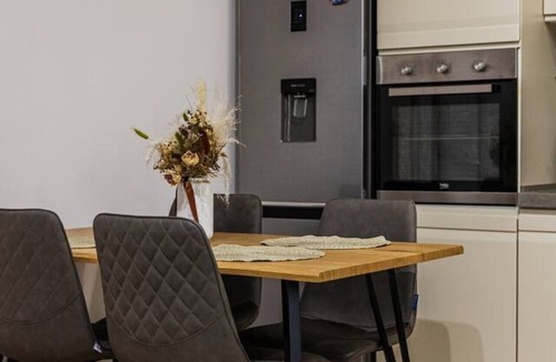 Vlore Apartment | Konak Olive Guesthouse | Heart of Vlora by PikHost