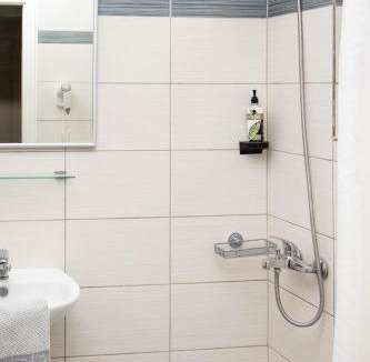 Yenion Apartment | Konstantinos Hotel & Apartments 2