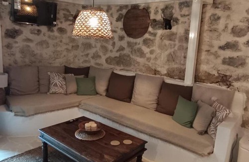 Evgiros Apartment | Kontarena's Cottage