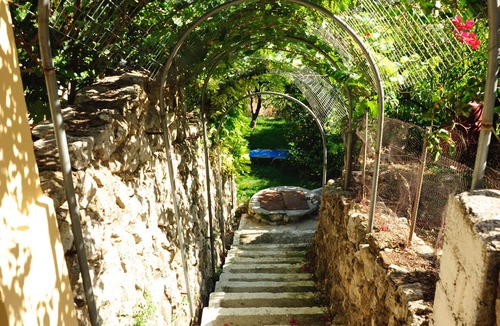 Ano Korakiana House | Korakiana Cottage