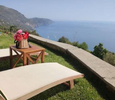 Kymi-Aliveri House | Korasida View Apartment