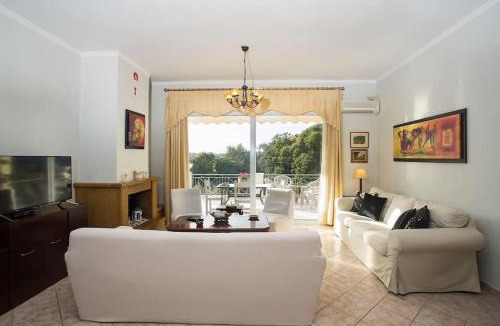 Kanoni Apartment | Koryfo Penthouse, 3km from Corfu Old Town (Kanoni)