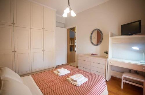 Kanoni Apartment | Koryfo Penthouse, 3km from Corfu Old Town (Kanoni)
